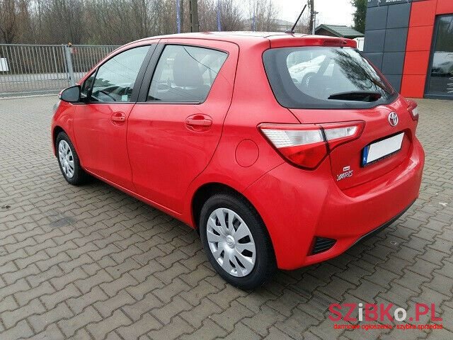 2019' Toyota Yaris photo #5