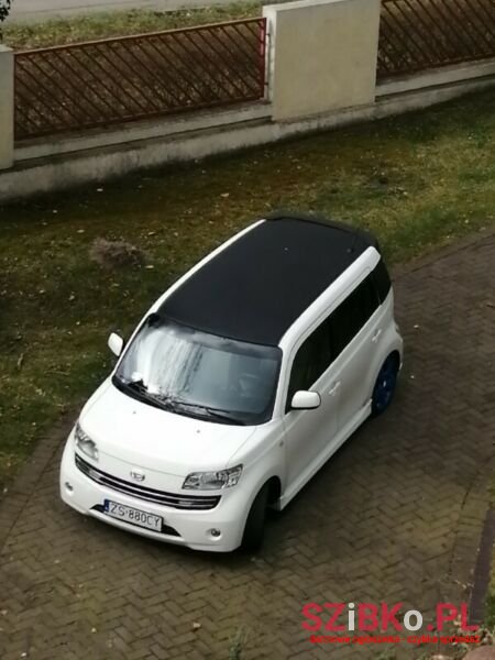 2008' Daihatsu Materia photo #3