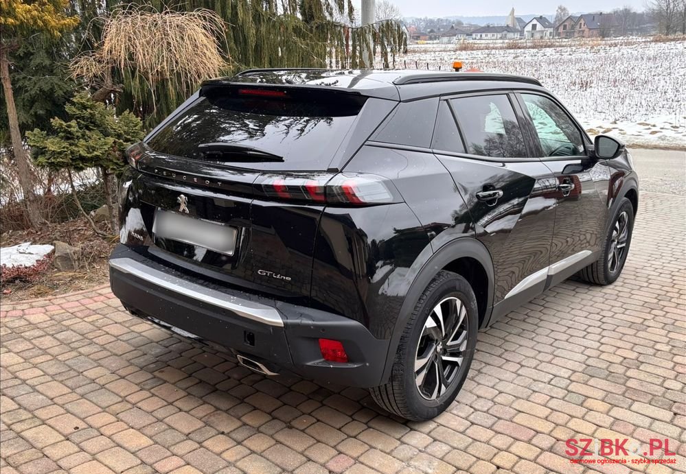 2020' Peugeot 2008 photo #5