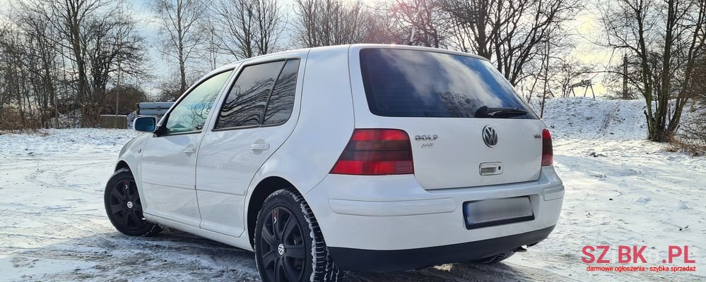 2000' Volkswagen Golf photo #6