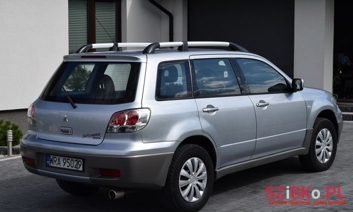 2003' Mitsubishi Outlander photo #4
