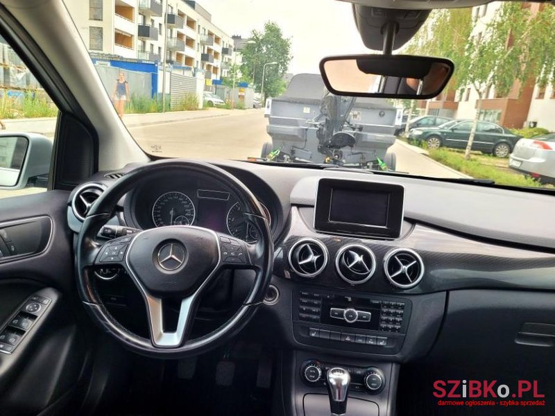 2013' Mercedes-Benz Klasa B photo #5