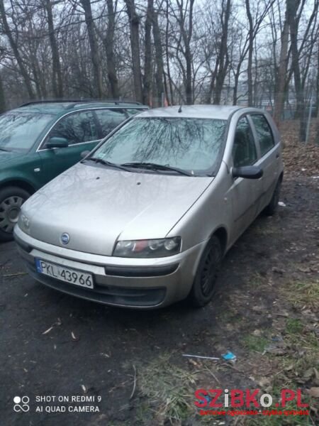 2002' Fiat Punto photo #1