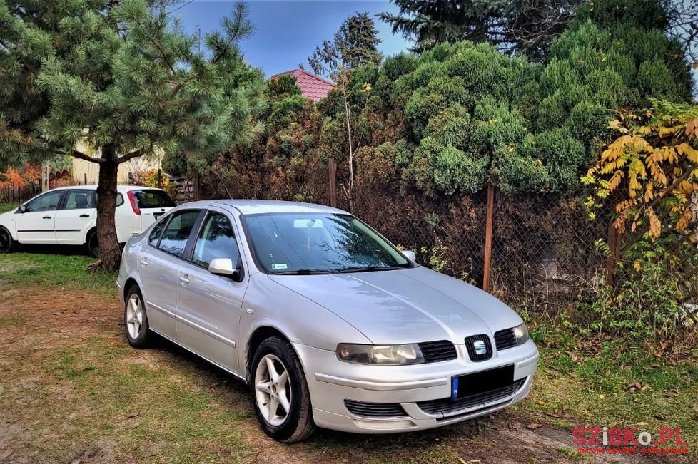 2001' SEAT Toledo photo #3