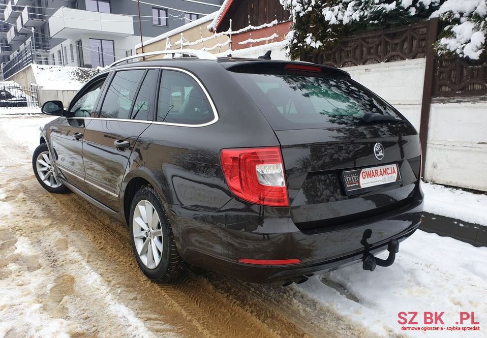 2014' Skoda Superb photo #4