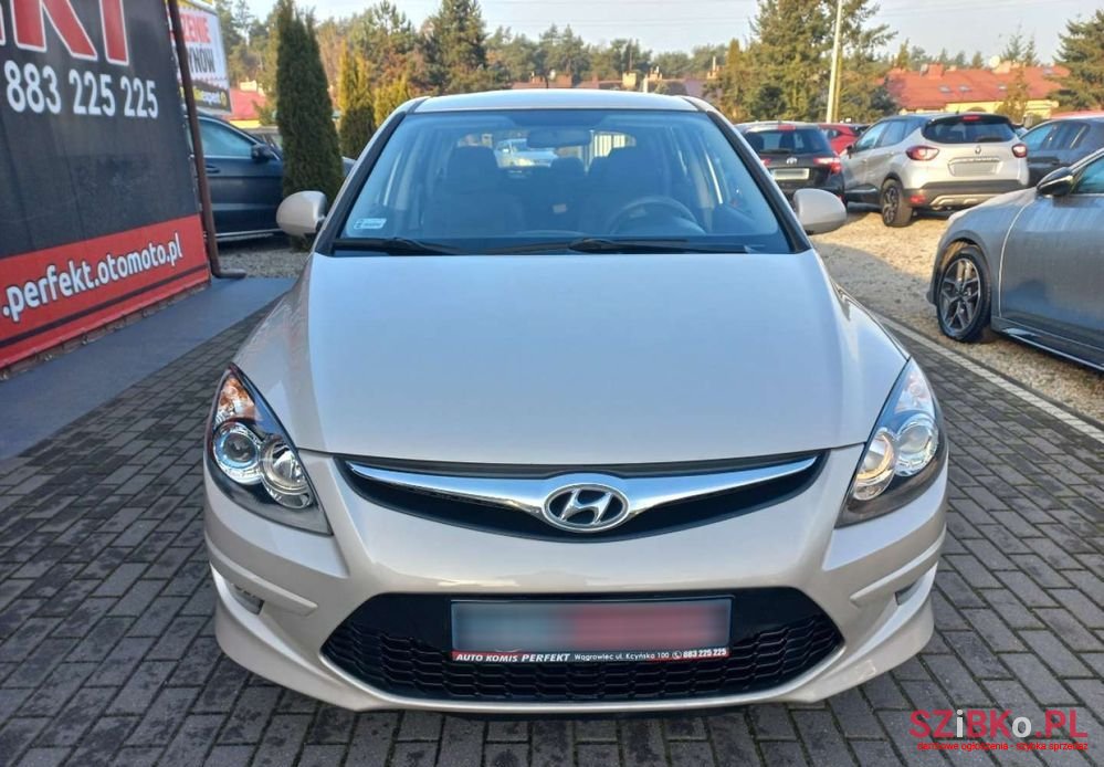 2011' Hyundai i30 photo #2