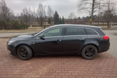 2010' Opel Insignia