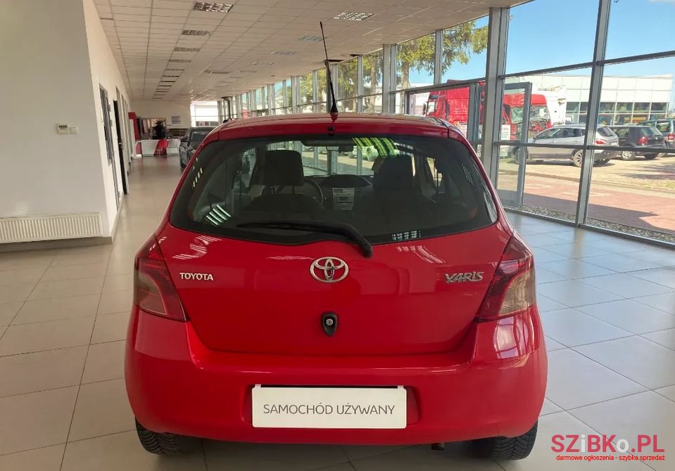 2007' Toyota Yaris photo #6