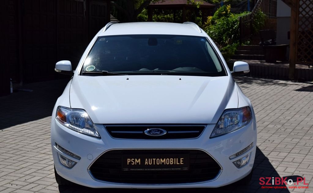 2013' Ford Mondeo photo #3