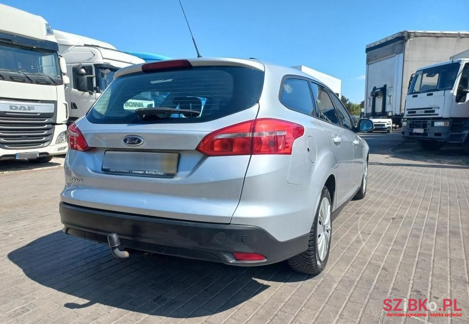 2016' Ford Focus photo #3