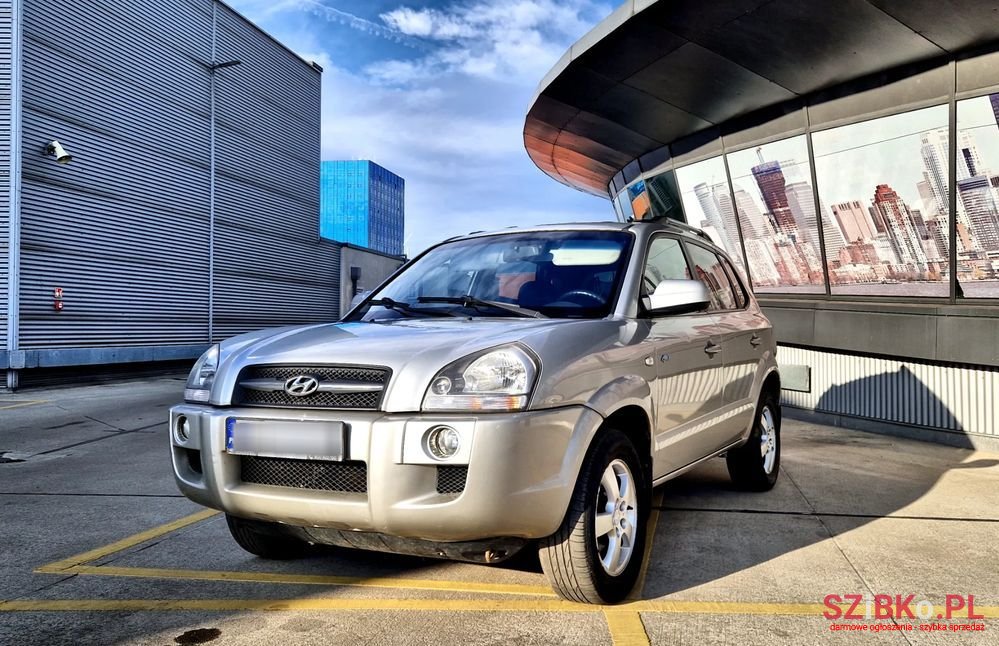 2007' Hyundai Tucson 2.0 Crdi Premium photo #2