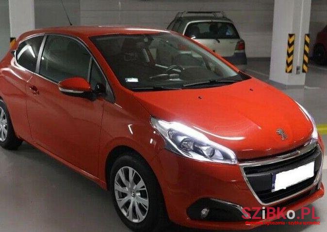 2017' Peugeot 208 photo #1