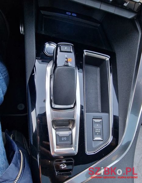 2020' Peugeot 3008 Hybrid4 300 E-Eat8 Gt photo #4