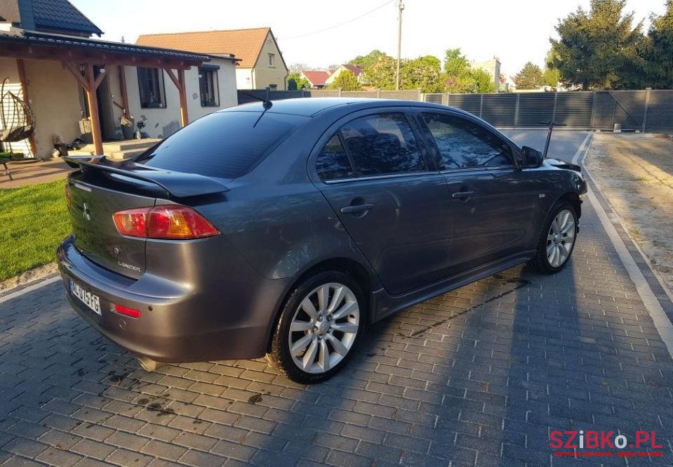 2009' Mitsubishi Lancer photo #1