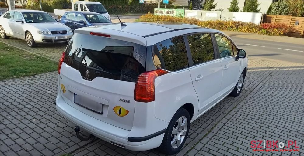 2016' Peugeot 5008 photo #4