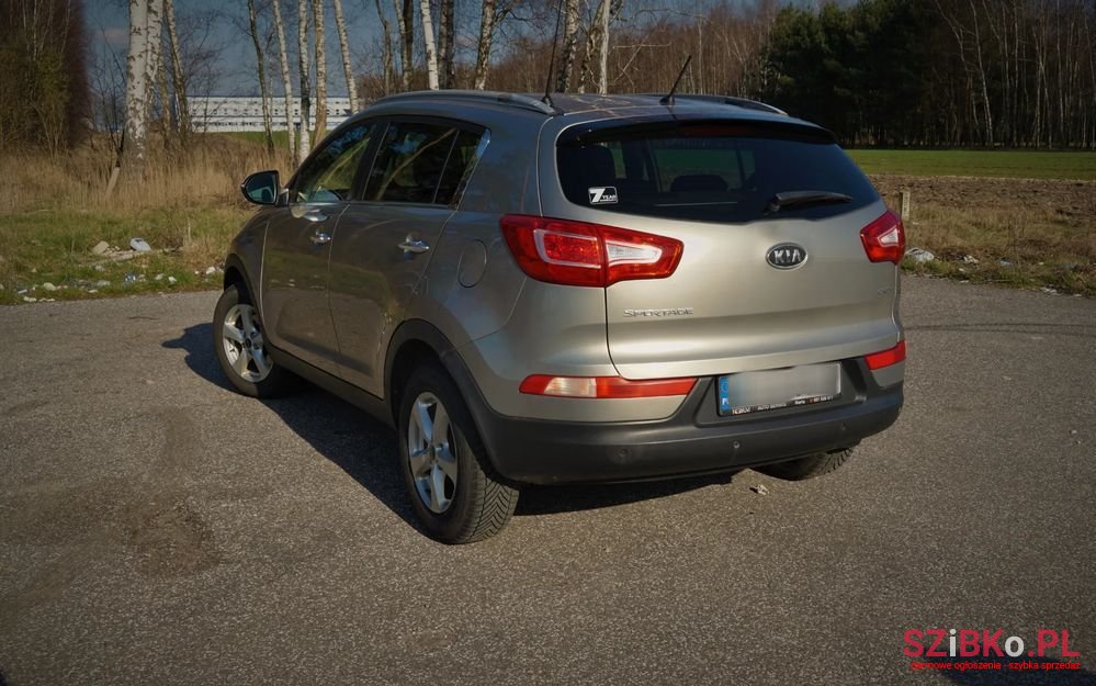 2011' Kia Sportage 1.7 Crdi M 2Wd photo #5