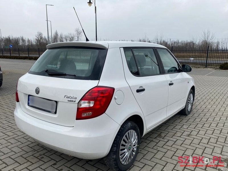 2009' Skoda Fabia 1.4 Tdi Classic photo #5