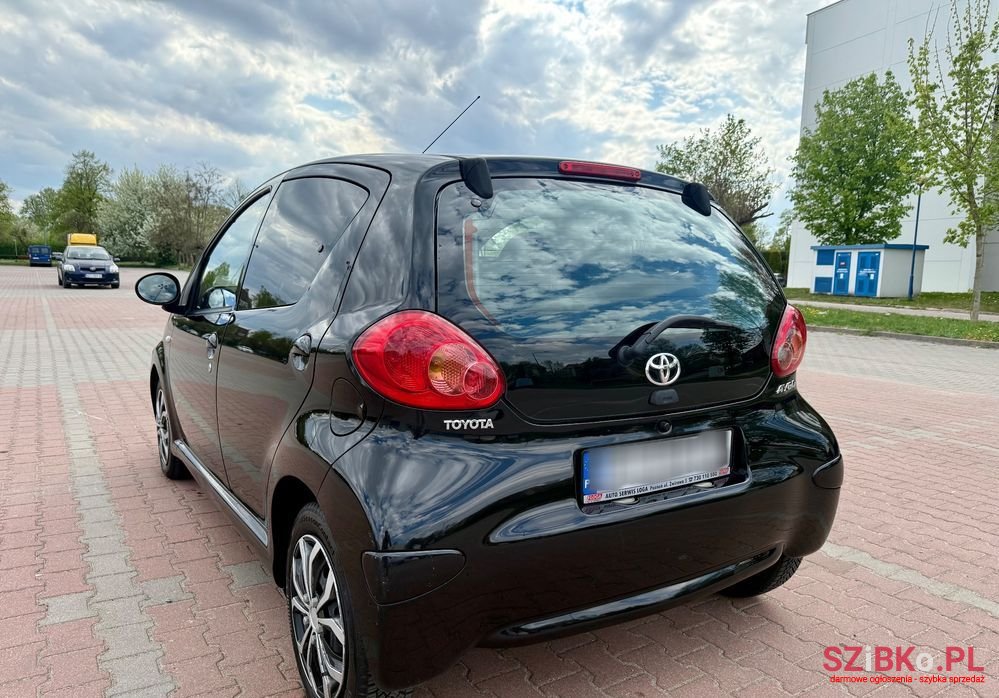 2006' Toyota Aygo photo #4