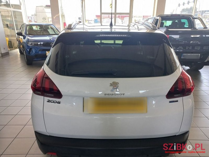 2017' Peugeot 2008 photo #5