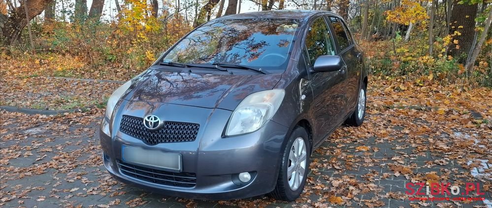 2008' Toyota Yaris 1.3 Sol photo #1