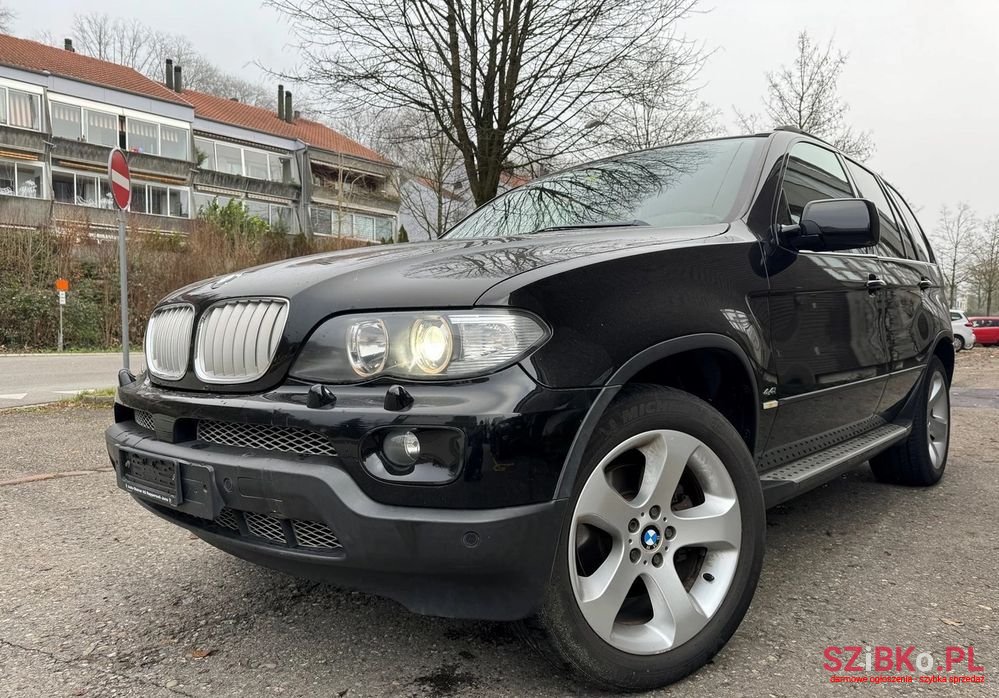 2004' BMW X5 4.4I photo #1