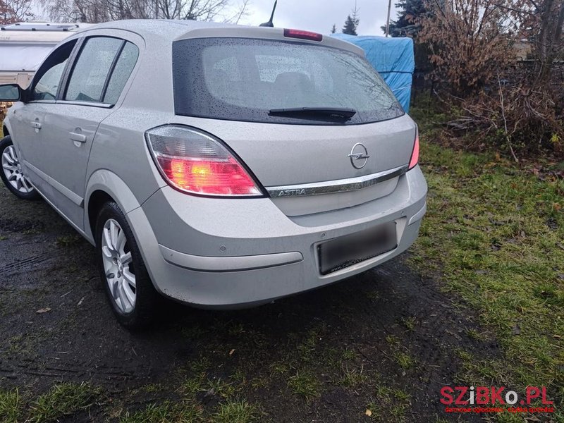 2008' Opel Astra 1.6 Navi photo #5