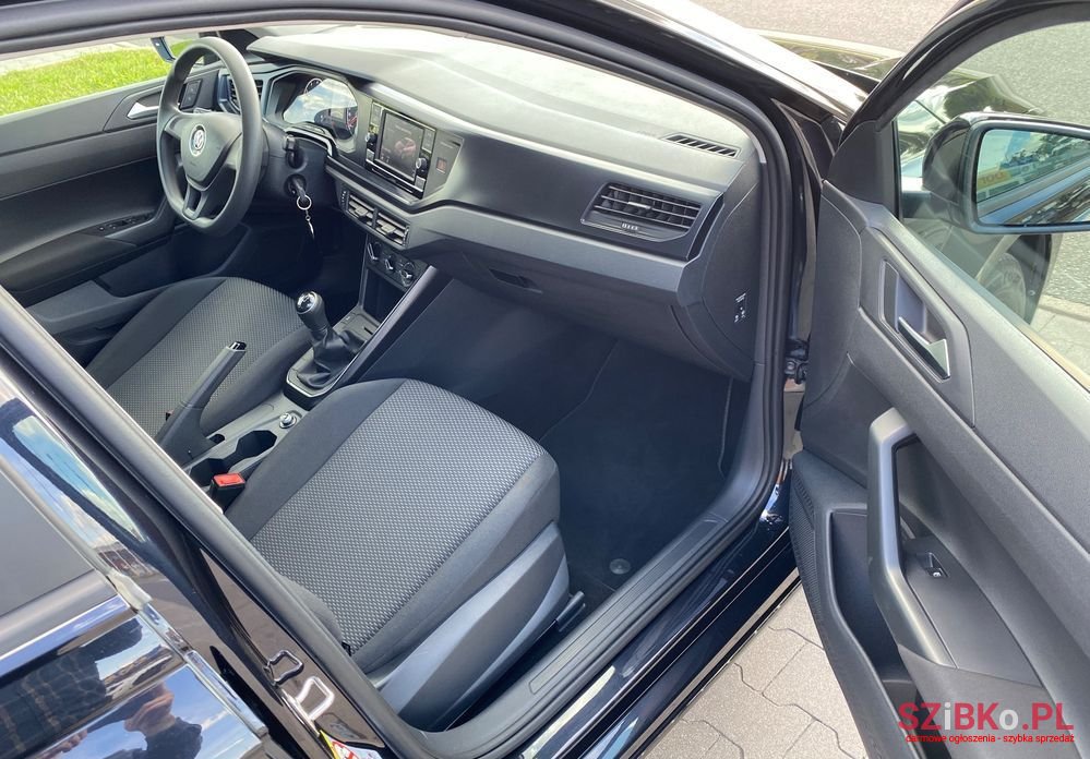 2018' Volkswagen Polo photo #5