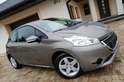 2013' Peugeot 208