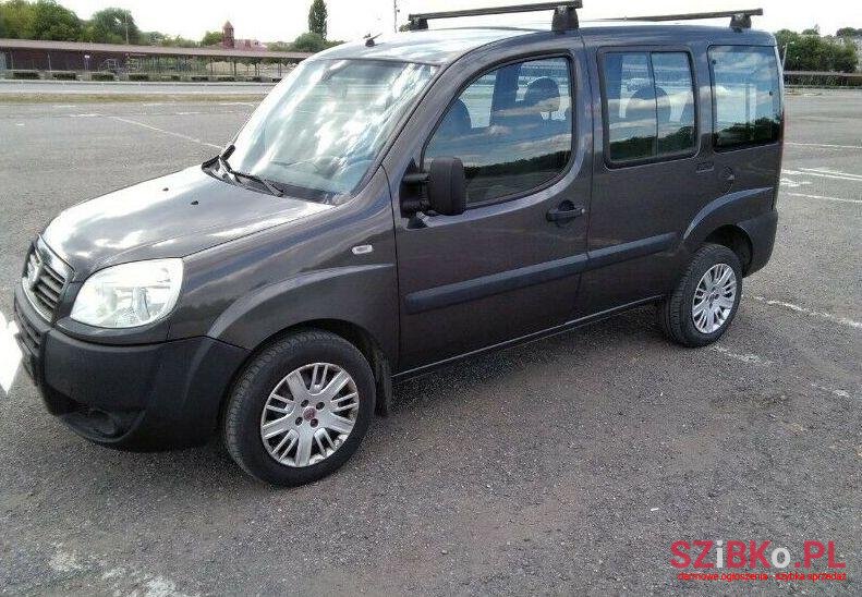 2008' Fiat Doblo photo #1