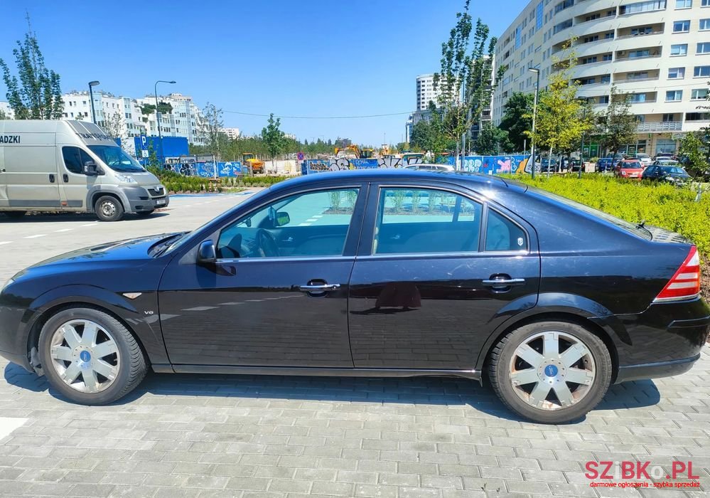 2006' Ford Mondeo 2.5 V6 Ghia photo #4