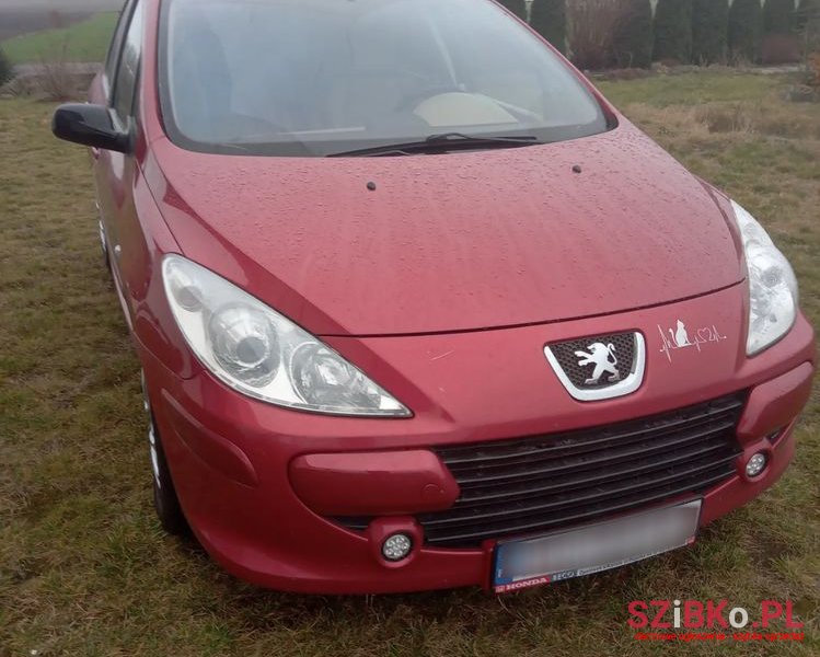 2006' Peugeot 307 110 Sportline photo #2