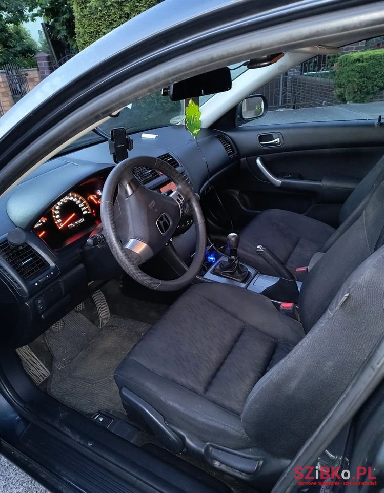 2003' Honda Accord 2.0 Comfort photo #5