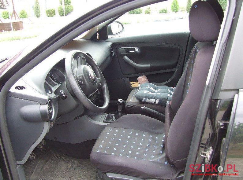 2007' SEAT Ibiza photo #2