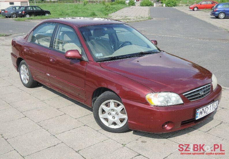 2002' Kia Spectra photo #1