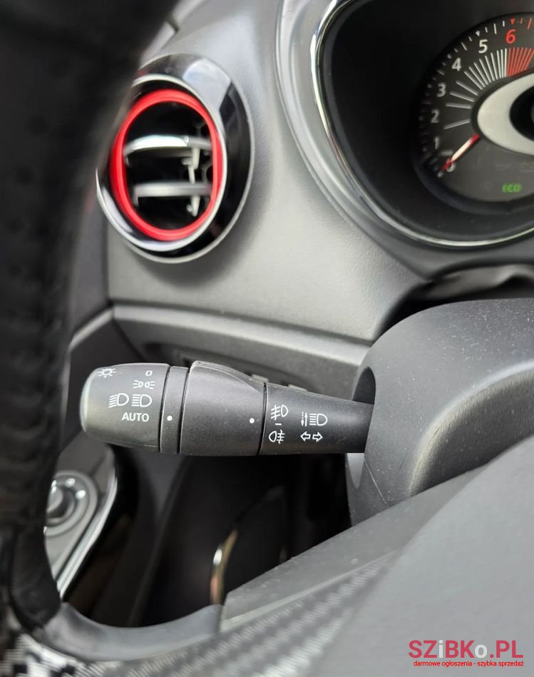 2017' Renault Captur photo #6