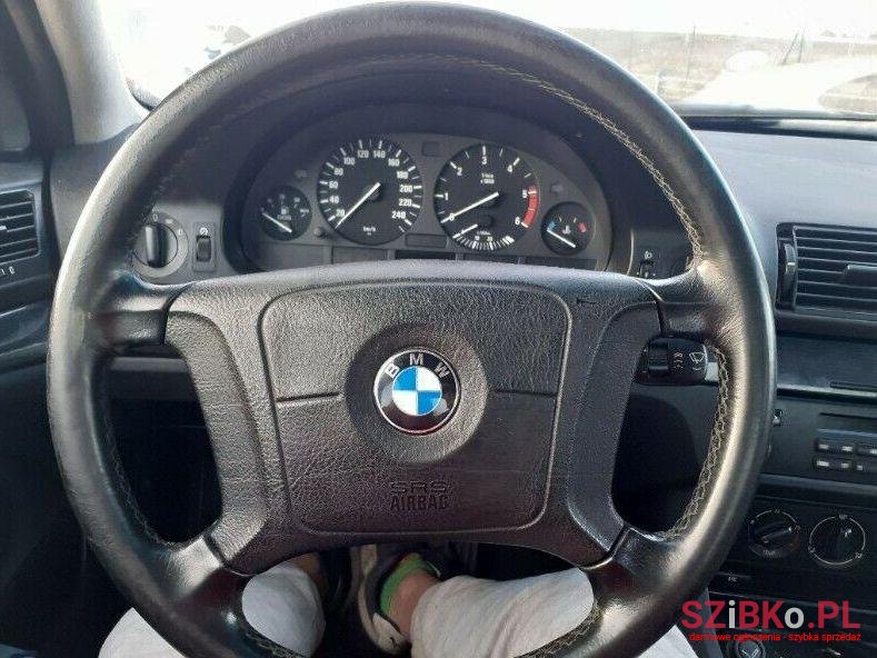 1998' BMW 525 photo #4