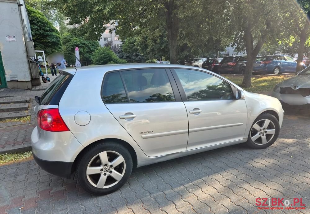 2008' Volkswagen Golf 1.6 United photo #4