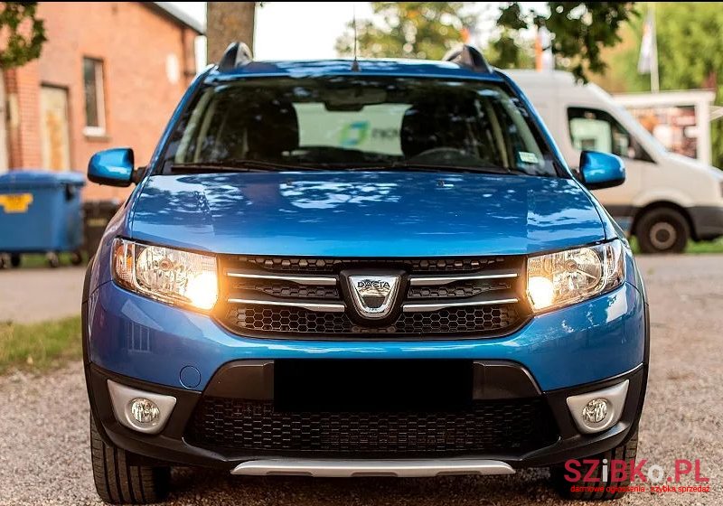 2013' Dacia Sandero Stepway photo #4