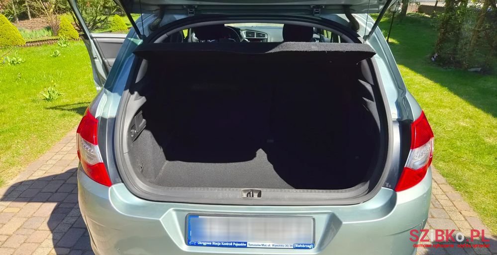 2011' Citroen C4 1.4 Vti Seduction photo #4