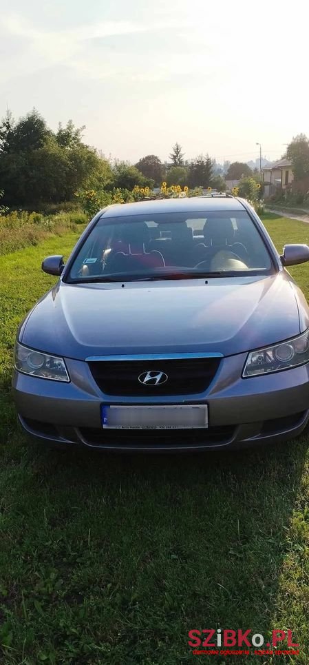 2007' Hyundai Sonata photo #1