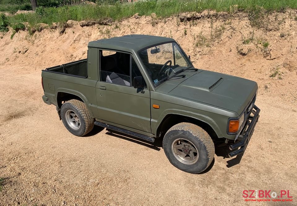 1991' Isuzu Trooper photo #5