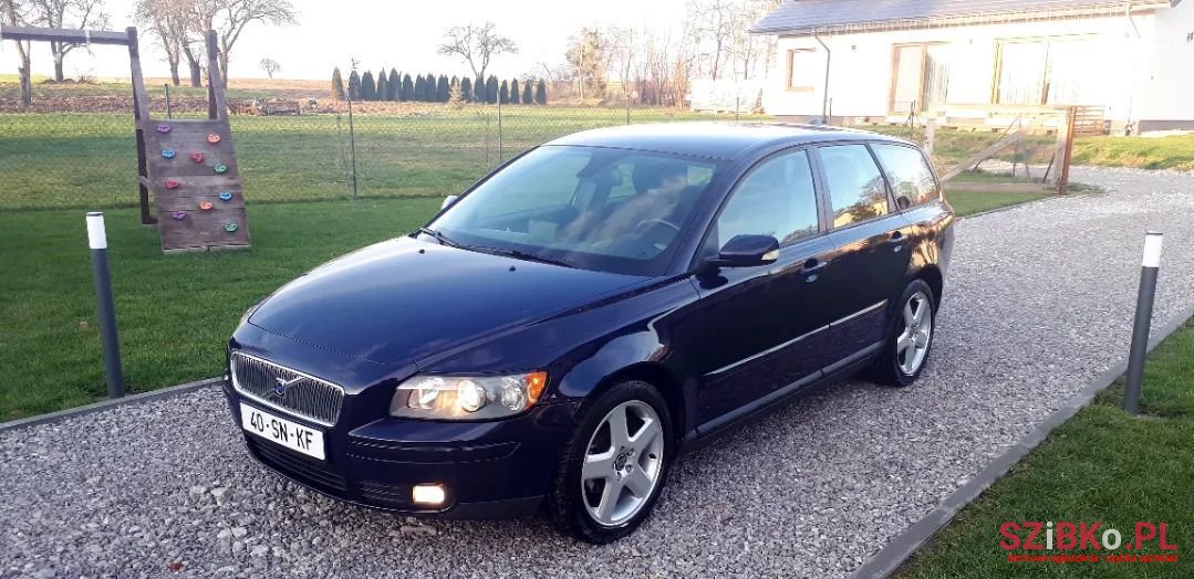 2006' Volvo V50 Sport photo #3