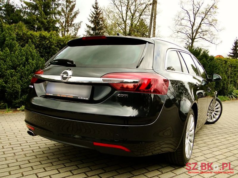 2015' Opel Insignia Sports Tourer photo #4