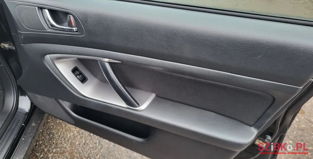 2004' Subaru Outback Legacy 2.5 R Gx Nav photo #3