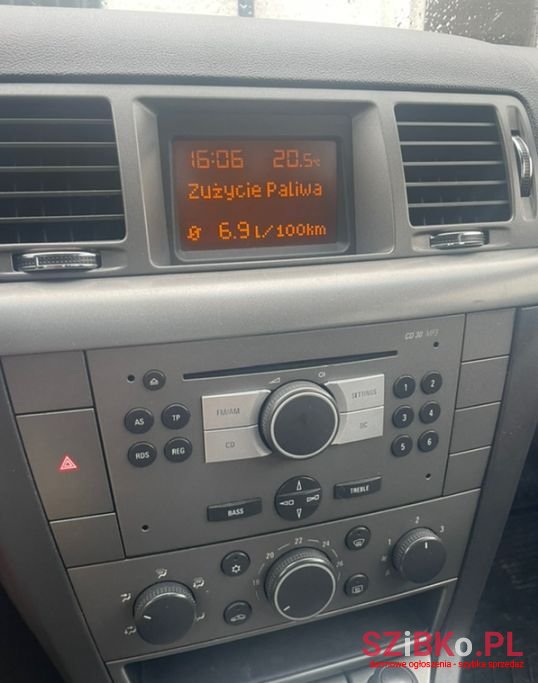 2005' Opel Vectra photo #2