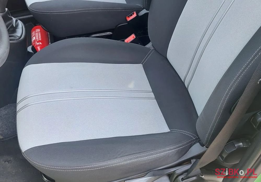 2010' Fiat Qubo photo #6