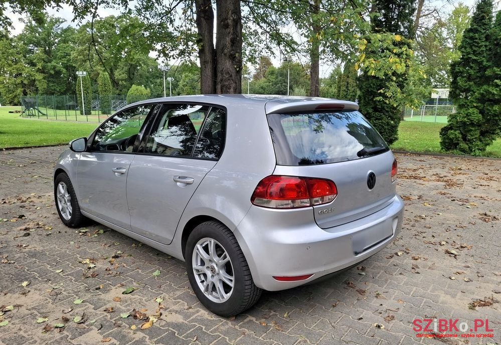 2009' Volkswagen Golf 1.4 Trendline photo #3