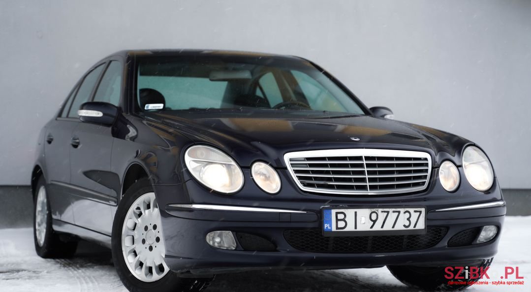 2003' Mercedes-Benz Klasa E photo #1
