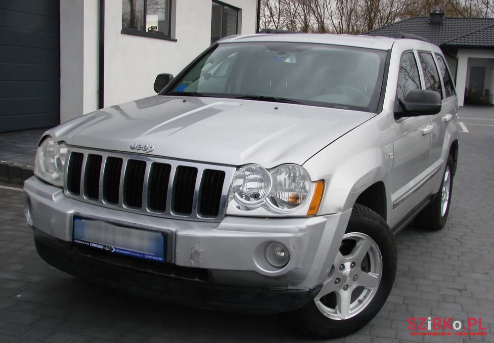 2006' Jeep Grand Cherokee photo #3