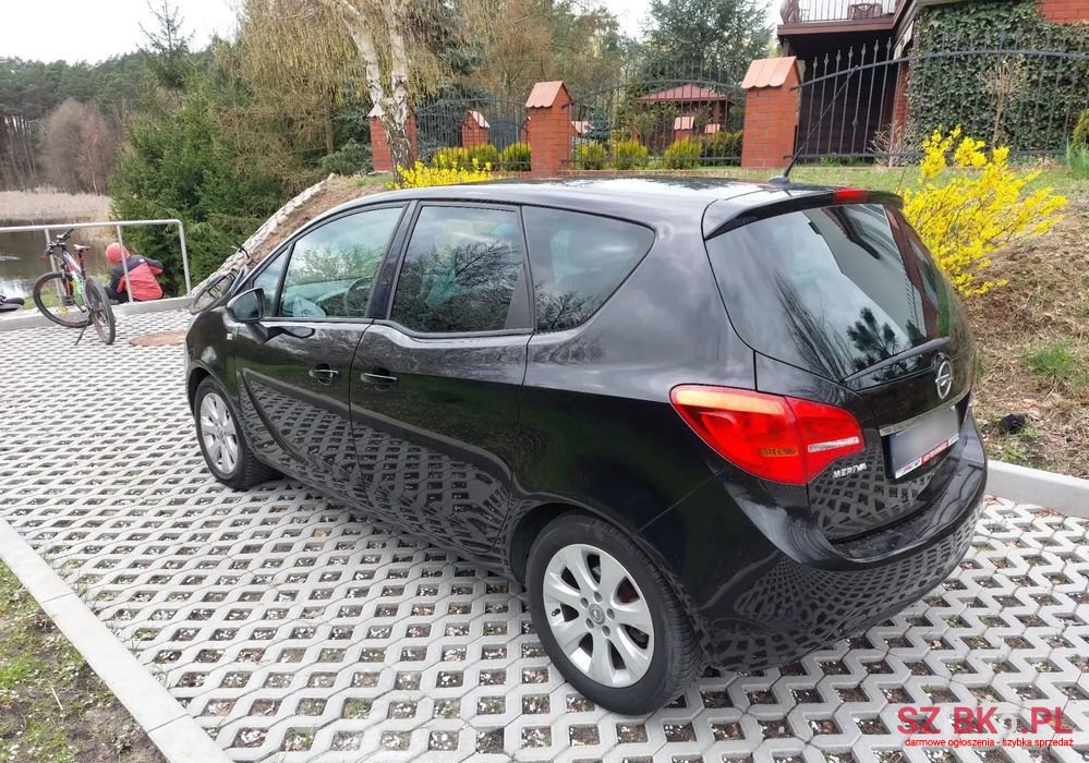 2012' Opel Meriva photo #4